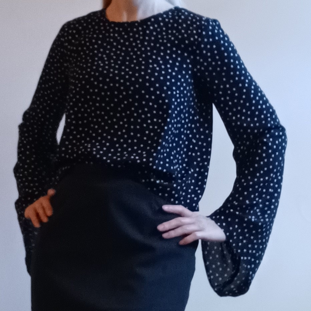 Forever 21 Narrow Shouldered Polka Dot Blouse - Picture 3 of 10